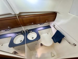 BAVARIA 32 SPORT - MARINE COURTAGE (2)