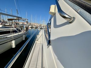 BAVARIA 32 SPORT - MARINE COURTAGE (32)