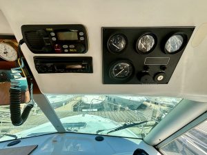 JEANNEAU MERRY FISHER 805 - MARINE COURTAGE (11)