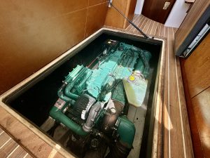JEANNEAU MERRY FISHER 805 - MARINE COURTAGE (15)