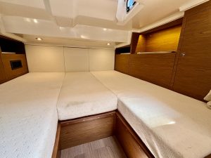 JEANNEAU CAP CAMARAT 10.5 WA - MARINE COURTAGE (6)