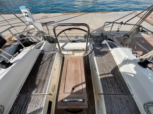 BAVARIA 36 CRUISER - VOILIER OCCASION - MARINE COURTAGE (35)
