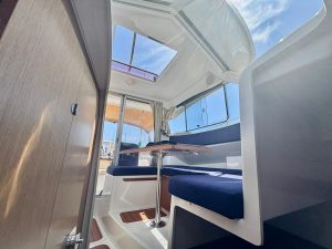 BENETEAU ANTARES 750 HB - BATEAU MOTEUR OCCASION - MARINE COURTAGE (10)