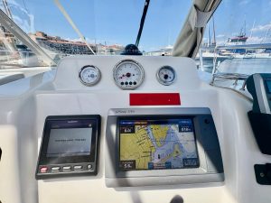 BENETEAU ANTARES 750 HB - BATEAU MOTEUR OCCASION - MARINE COURTAGE (11).2