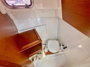 BENETEAU ANTARES 750 HB - BATEAU MOTEUR OCCASION - MARINE COURTAGE (6)