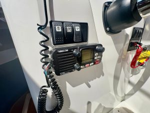 BENETEAU ANTARES 750 HB - BATEAU MOTEUR OCCASION - MARINE COURTAGE (9)