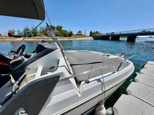 BENETEAU FLYER 6.6 SUNDECK - BATEAU MOTEUR OCCASION - MARINE COURTAGE (13)