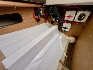 BENETEAU FLYER 6.6 SUNDECK - BATEAU MOTEUR OCCASION - MARINE COURTAGE (2)