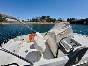 BENETEAU FLYER 6.6 SUNDECK - BATEAU MOTEUR OCCASION - MARINE COURTAGE (21)