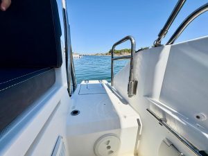 BENETEAU FLYER 6.6 SUNDECK - BATEAU MOTEUR OCCASION - MARINE COURTAGE (3)