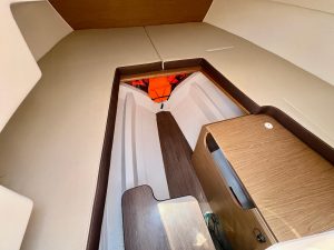 BENETEAU FLYER 6.6 SUNDECK - BATEAU MOTEUR OCCASION - MARINE COURTAGE (4)