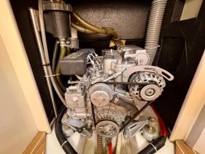 HARMONY 34 - VOILIER OCCASION - MARINE COURTAGE (13)