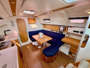 HARMONY 34 - VOILIER OCCASION - MARINE COURTAGE (7)