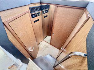 JEANNEAU NC 33 - BATEAU MOTEUR OCCASION - MARINE COURTAGE (15)