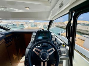JEANNEAU NC 33 - BATEAU MOTEUR OCCASION - MARINE COURTAGE (20)