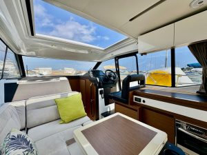 JEANNEAU NC 33 - BATEAU MOTEUR OCCASION - MARINE COURTAGE (21)