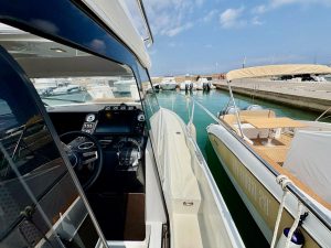 JEANNEAU NC 33 - BATEAU MOTEUR OCCASION - MARINE COURTAGE (37)