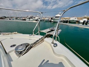JEANNEAU NC 33 - BATEAU MOTEUR OCCASION - MARINE COURTAGE (39)