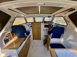 SAGA 27 - BATEAU MOTEUR OCCASION - MARINE COURTAGE (10)