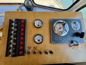 SAGA 27 - BATEAU MOTEUR OCCASION - MARINE COURTAGE (6)