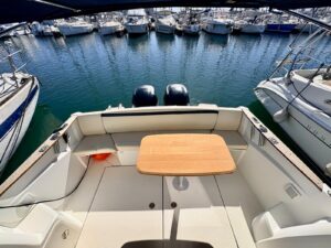 BENETEAU ANTARES 8.80 - BATEAU MOTEUR OCCASION MARINE COURTAGE (17)