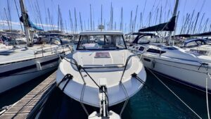 BENETEAU ANTARES 8.80 - BATEAU MOTEUR OCCASION MARINE COURTAGE (18)