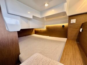 JEANNEAU MERRY FISHER 895 SPORT OFFSHORE - BATEAU MOTEUR OCCASION MARINE COURTAGE (8)