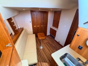 ALBEMARLE 360 EXPRESS - BATEAU MOTEUR OCCASION MARINE COURTAGE (14)