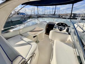 BAVARIA 27 SPORT - BATEAU MOTEUR OCCASION MARINE COURTAGE (12)