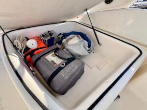 BAVARIA 27 SPORT - BATEAU MOTEUR OCCASION MARINE COURTAGE (20)
