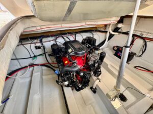 BAVARIA 27 SPORT - BATEAU MOTEUR OCCASION MARINE COURTAGE (21)