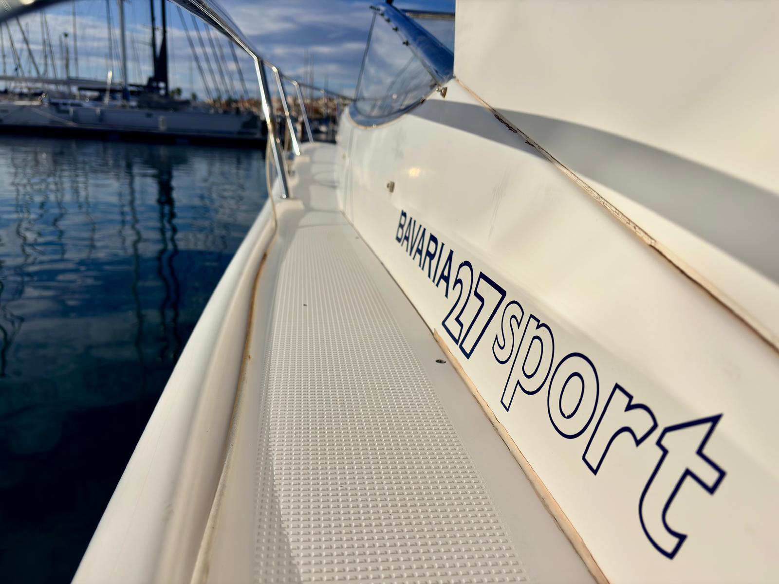 BAVARIA 27 SPORT - BATEAU MOTEUR OCCASION MARINE COURTAGE (6)