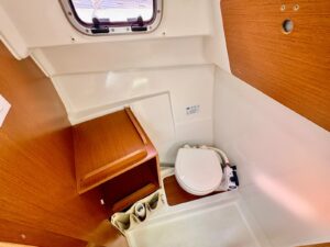 BENETEAU ANTARES 7.80 - BATEAU MOTEUR OCCASION MARINE COURTAGE (10)