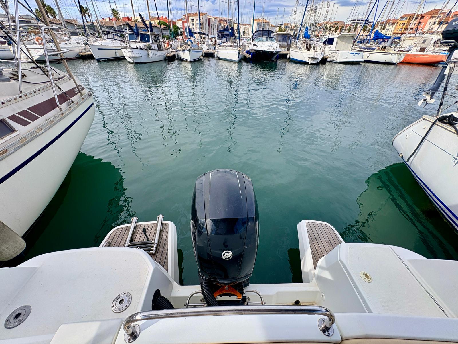 BENETEAU ANTARES 7.80 - BATEAU MOTEUR OCCASION MARINE COURTAGE (18)