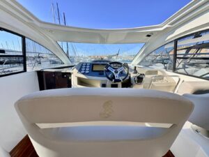 BENETEAU GRAN TURISMO 38 - BATEAU MOTEUR OCCASION MARINE COURTAGE (26)
