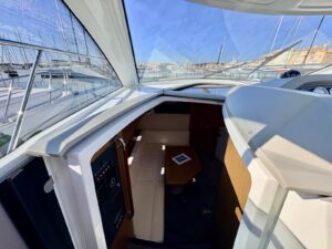 BENETEAU GRAN TURISMO 38 - BATEAU MOTEUR OCCASION MARINE COURTAGE (8)