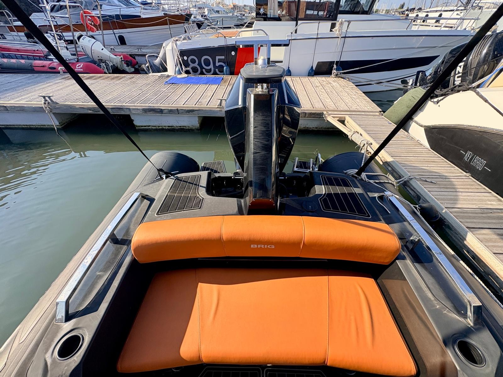 BRIG EAGLE 6.7 - SEMI RIGIDE OCCASION MARINE COURTAGE (5).2