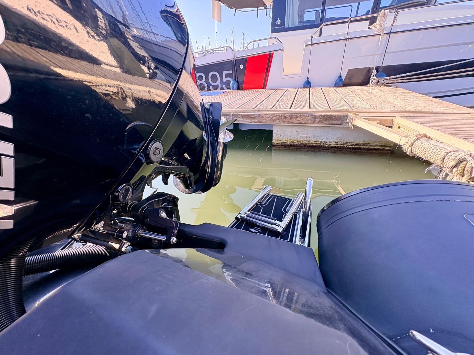 BRIG EAGLE 6.7 - SEMI RIGIDE OCCASION MARINE COURTAGE (9).2