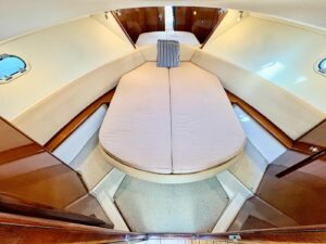 JEANNEAU PRESTIGE 32 - VEDETTE FLYBRIDGE OCCASION MARINE COURTAGE (25)