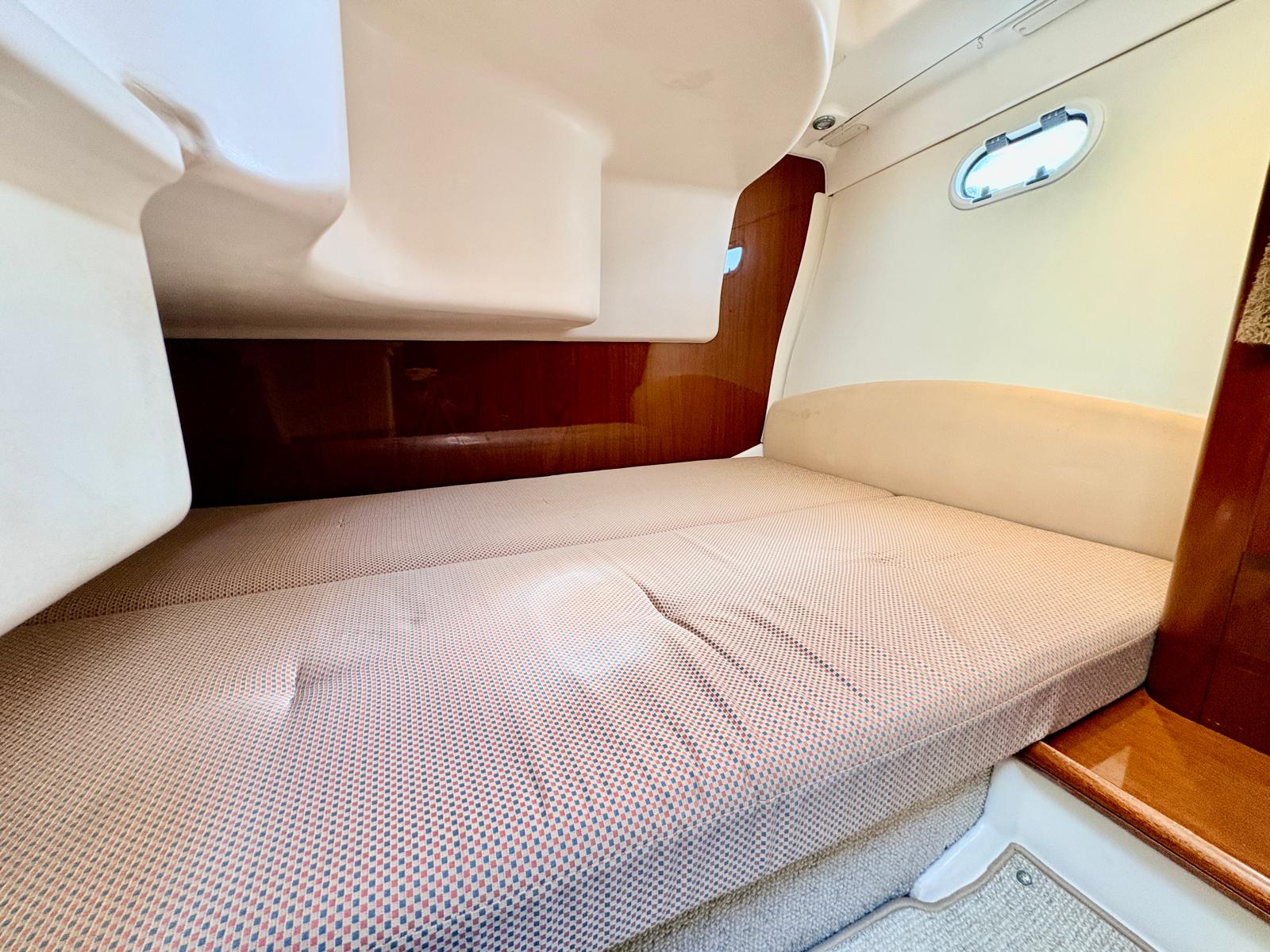 JEANNEAU PRESTIGE 32 - VEDETTE FLYBRIDGE OCCASION MARINE COURTAGE (7)
