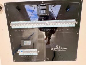 SEAGAME SPORT FISHERMAN 250 CC - BATEAU MOTEUR OCCASION MARINE COURTAGE (14)