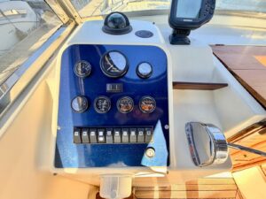 APREAMARE SMERALDO 8 - BATEAU MOTEUR OCCASION - MARINE COURTAGE (17)