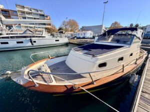 APREAMARE SMERALDO 8 - BATEAU MOTEUR OCCASION - MARINE COURTAGE (19)
