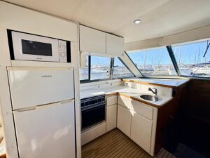 CARVER 370 VOYAGER - BATEAU MOTEUR OCCASION MARINE COURTAGE (10)