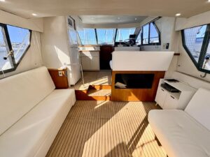 CARVER 370 VOYAGER - BATEAU MOTEUR OCCASION MARINE COURTAGE (11)