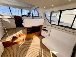 CARVER 370 VOYAGER - BATEAU MOTEUR OCCASION MARINE COURTAGE (12)