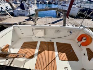 CARVER 370 VOYAGER - BATEAU MOTEUR OCCASION MARINE COURTAGE (17)