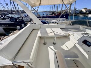 CARVER 370 VOYAGER - BATEAU MOTEUR OCCASION MARINE COURTAGE (19)