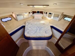 CARVER 370 VOYAGER - BATEAU MOTEUR OCCASION MARINE COURTAGE (6)