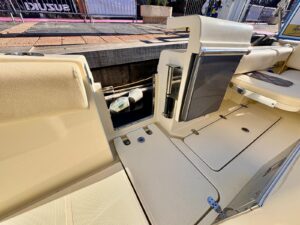 CHRIS CRAFT CL30 CATALINA - BATEAU MOTEUR OCCASION MARINE COURTAGE (2)